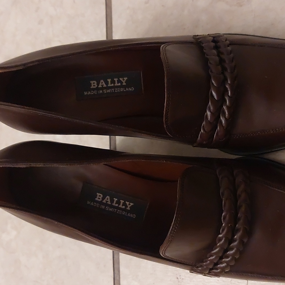 Bally Women's Brown Leather Loafers Size 7 - Picture 3 of 4